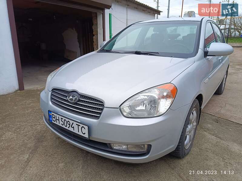 Hyundai Accent (2006)