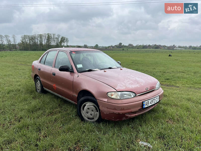 Hyundai Accent (1995)