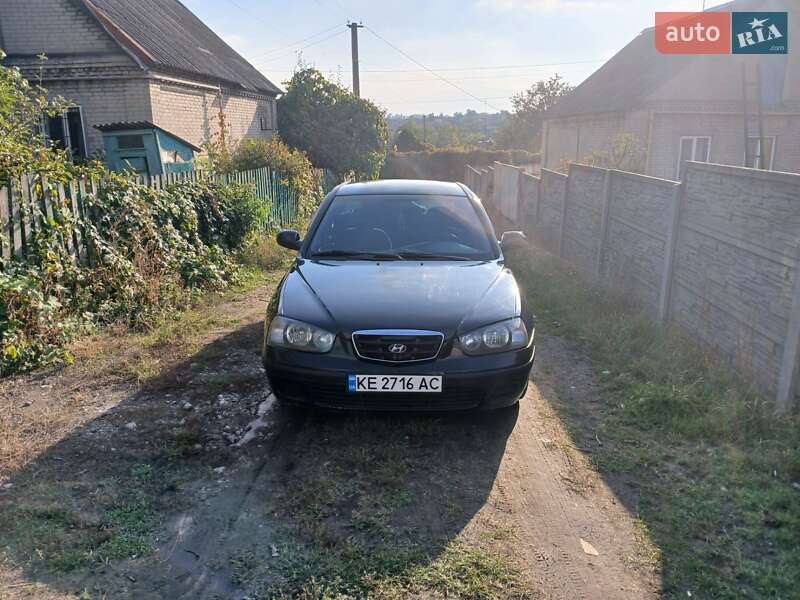 Hyundai Elantra (2001)