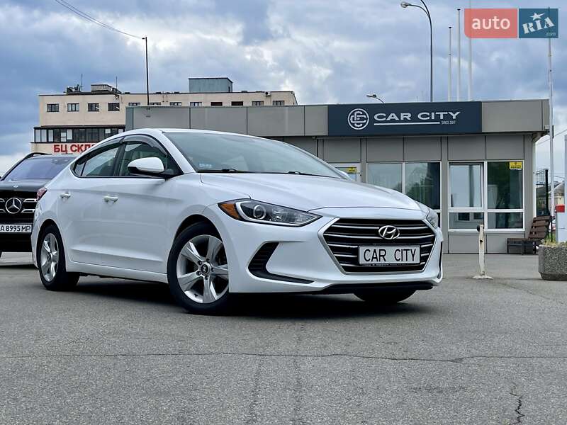 Hyundai Elantra (2018)