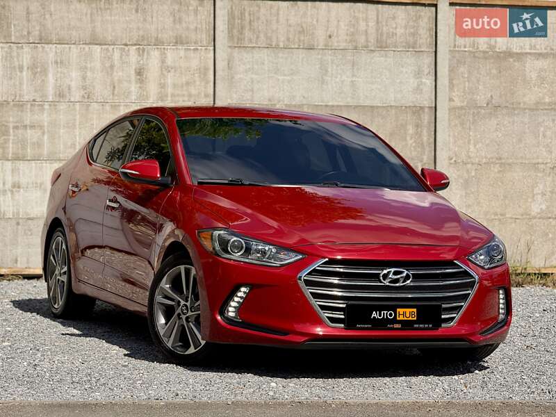 Hyundai Elantra (2016)