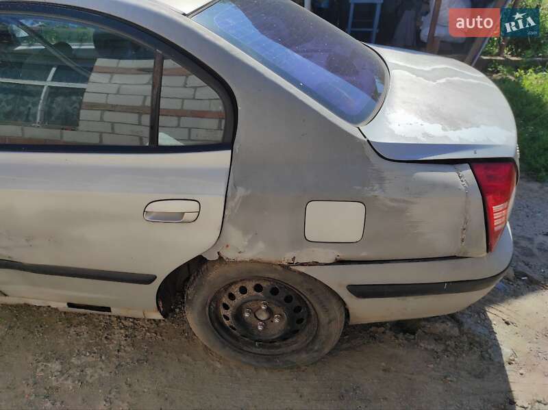 Hyundai Elantra (2006)