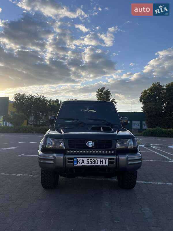 Hyundai Galloper (2000)