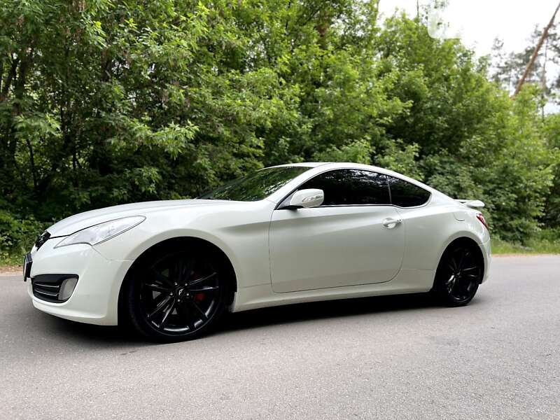 Hyundai Genesis coupe (2011)