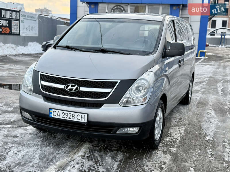 Hyundai H-1 (2012)