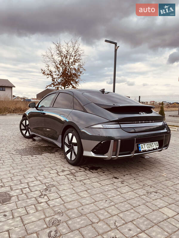 Hyundai Ioniq 6 (2023)