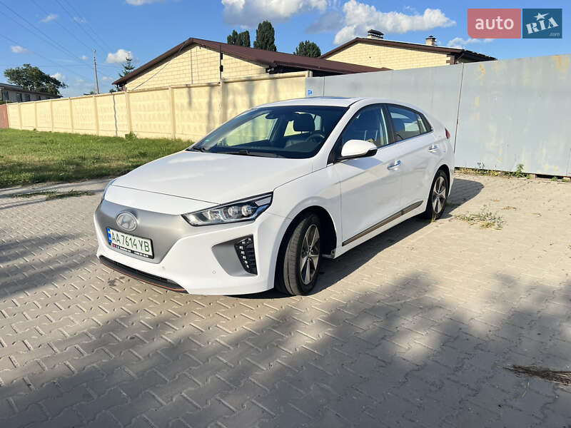 Hyundai Ioniq (2017)