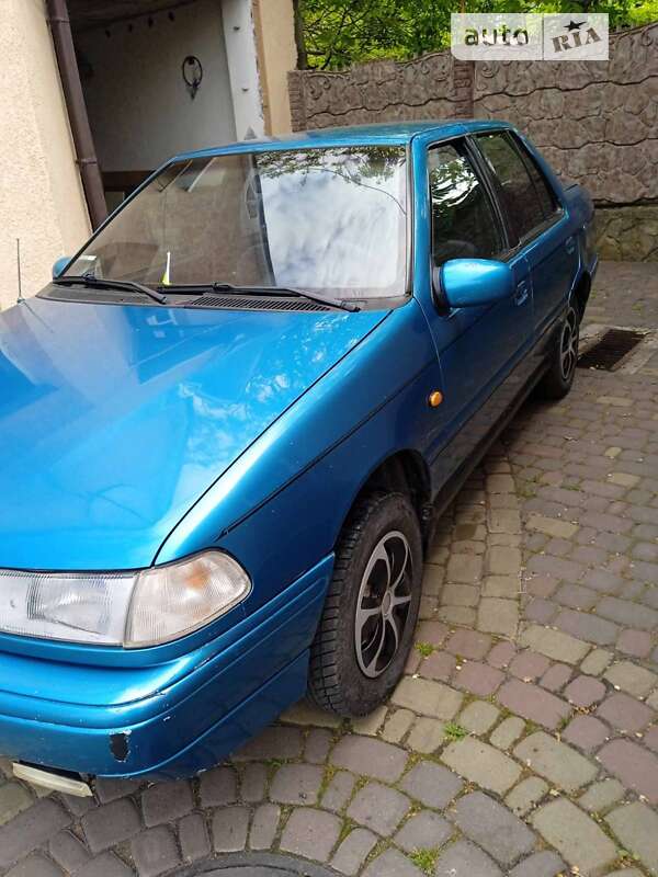 Hyundai Pony (1993)