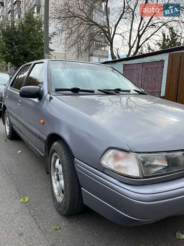 Hyundai Pony (1992)
