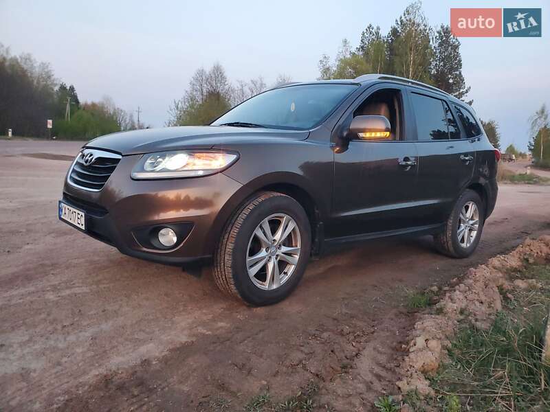 Hyundai Santa fe (2011)
