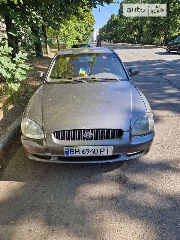 Hyundai Sonata (1999)