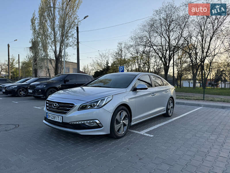 Hyundai Sonata (2016)