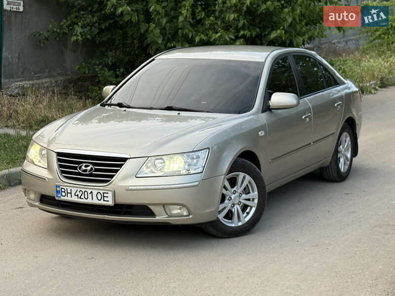Hyundai Sonata (2008)