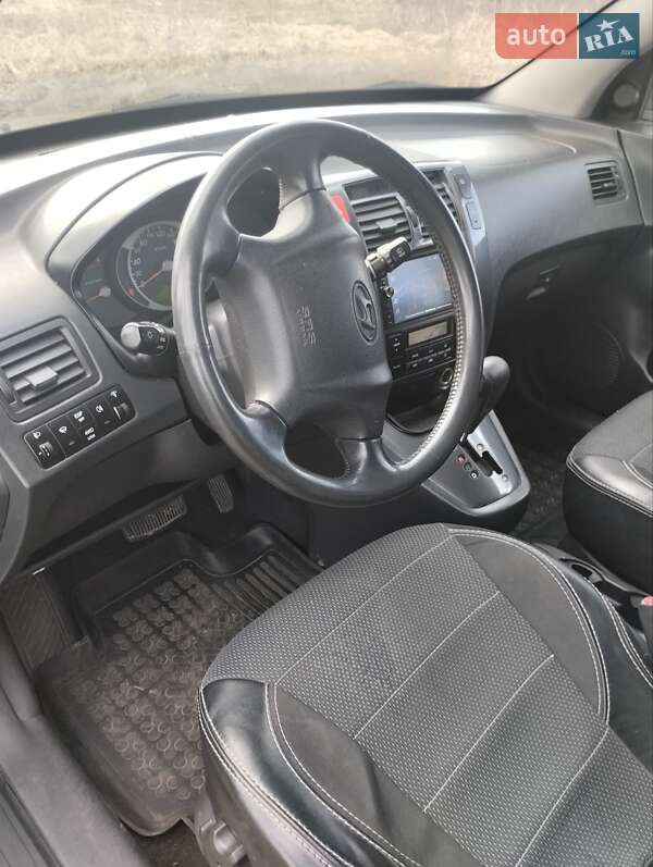 Hyundai Tucson (2009)