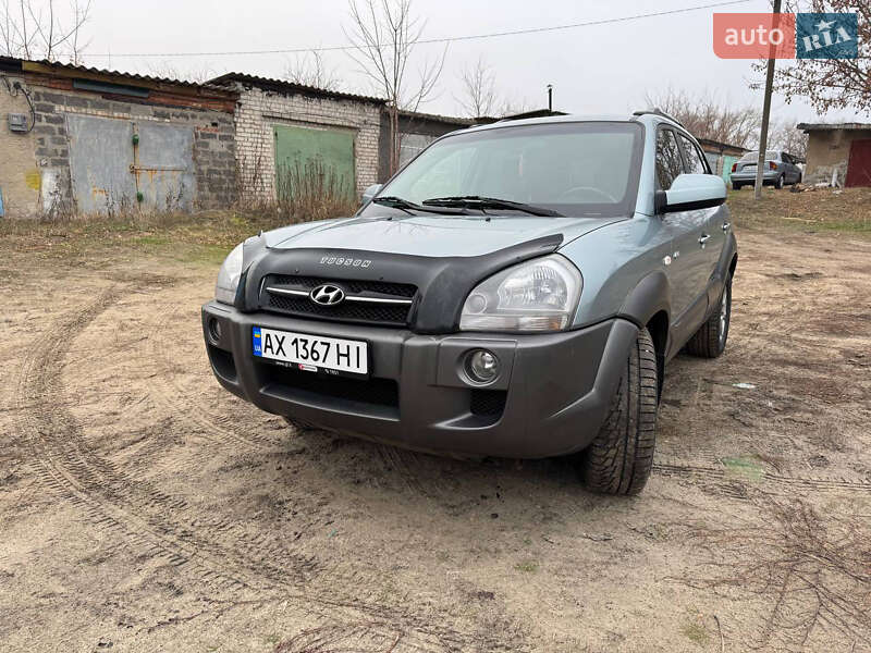 Hyundai Tucson (2005)