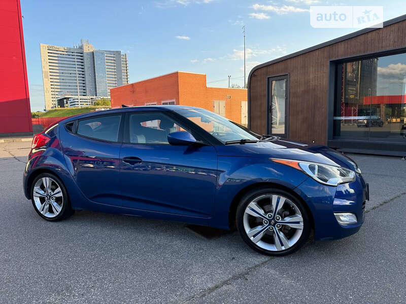 Hyundai Veloster (2017)