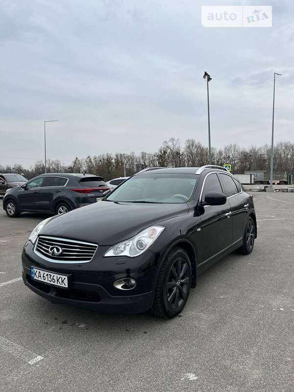 Infiniti Ex25 (2011)