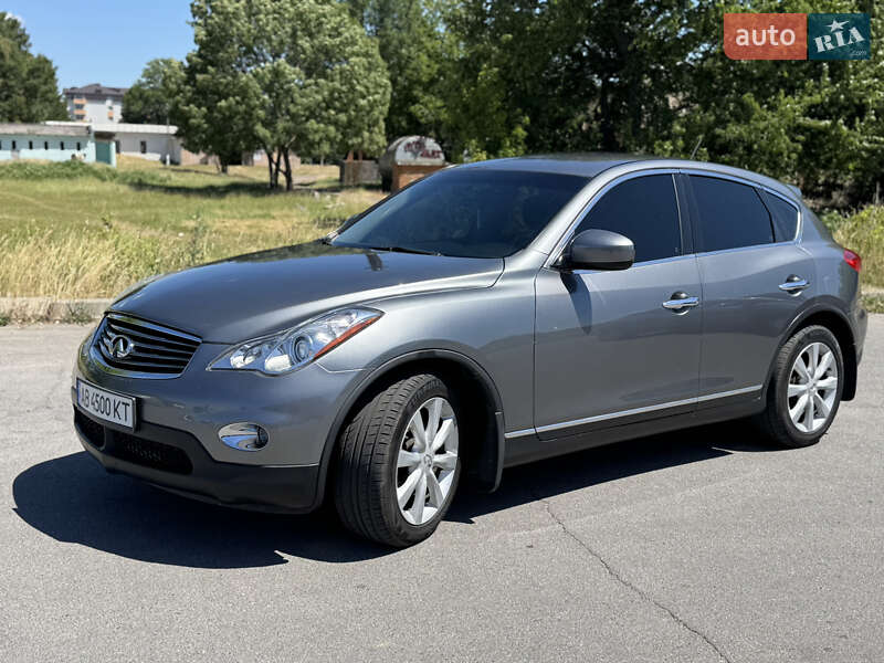 Infiniti Ex 35 (2011)