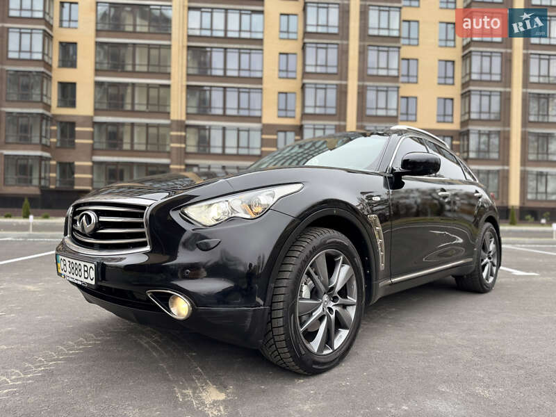 Infiniti Fx30d (2012)