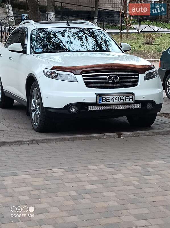 Infiniti Fx 35 (2006)
