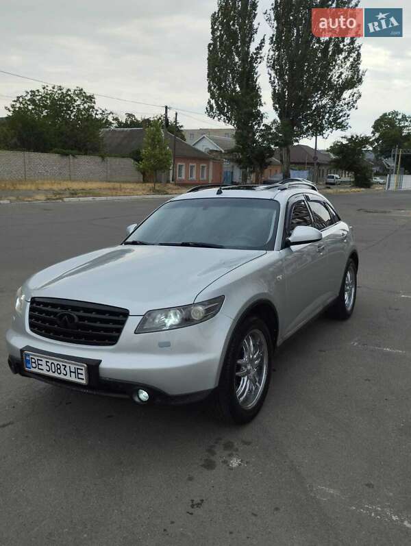 Infiniti Fx 35 (2007)