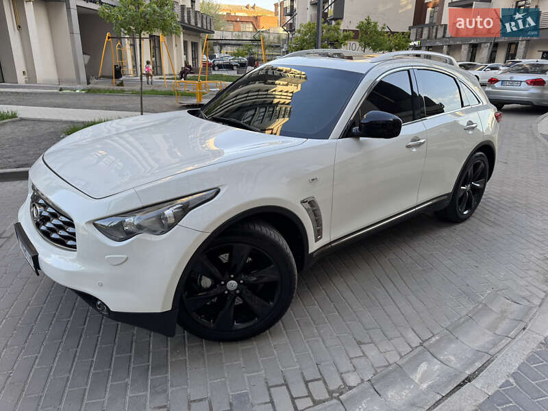 Infiniti Fx 37 (2010)