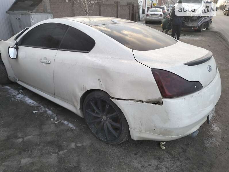 Infiniti G37 (2008)