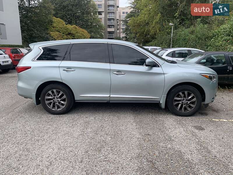 Infiniti Jx35 (2013)
