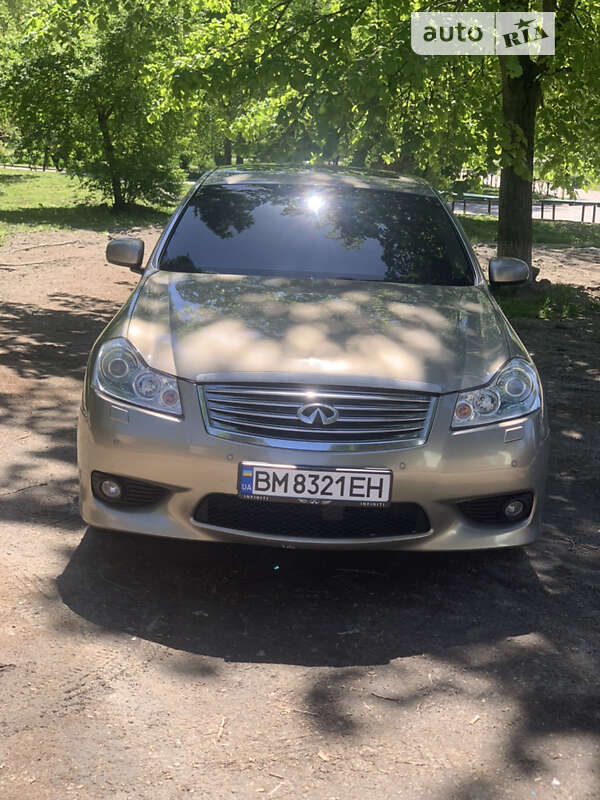 Infiniti M35 (2008)