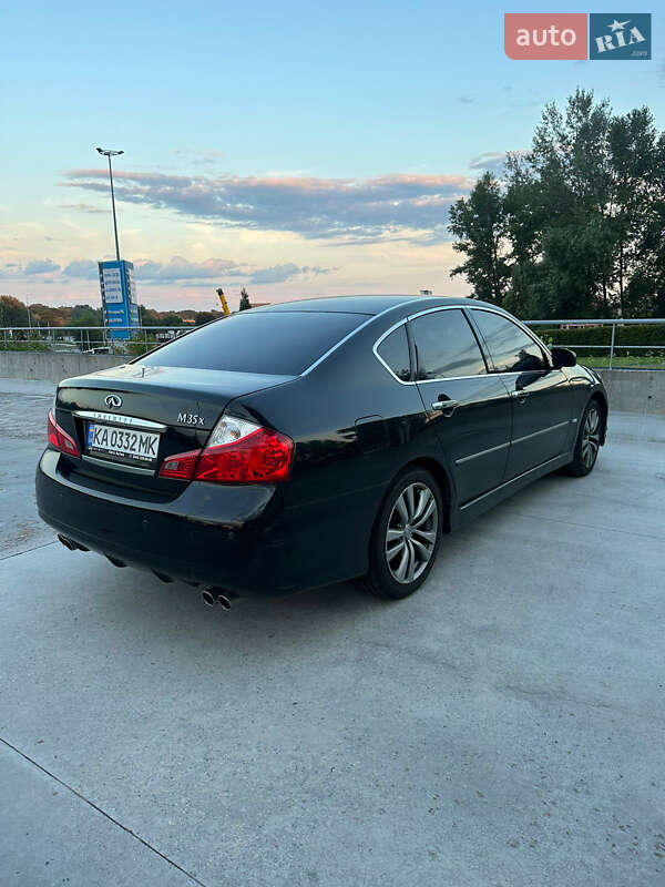 Infiniti M35 (2008)
