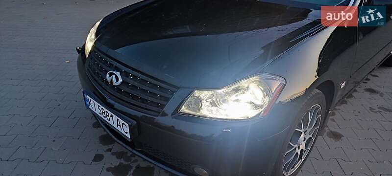 Infiniti M35 (2007)