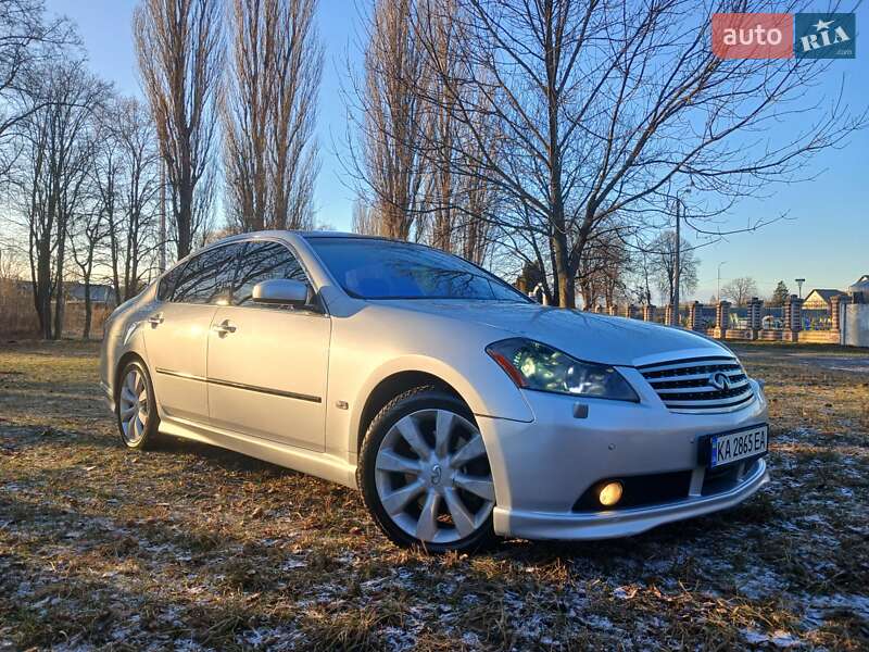 Infiniti M35 (2007)