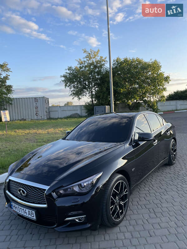 Infiniti Q50 (2016)