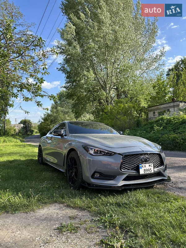 Infiniti Q60 (2017)