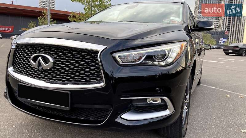Infiniti Qx60 (2016)