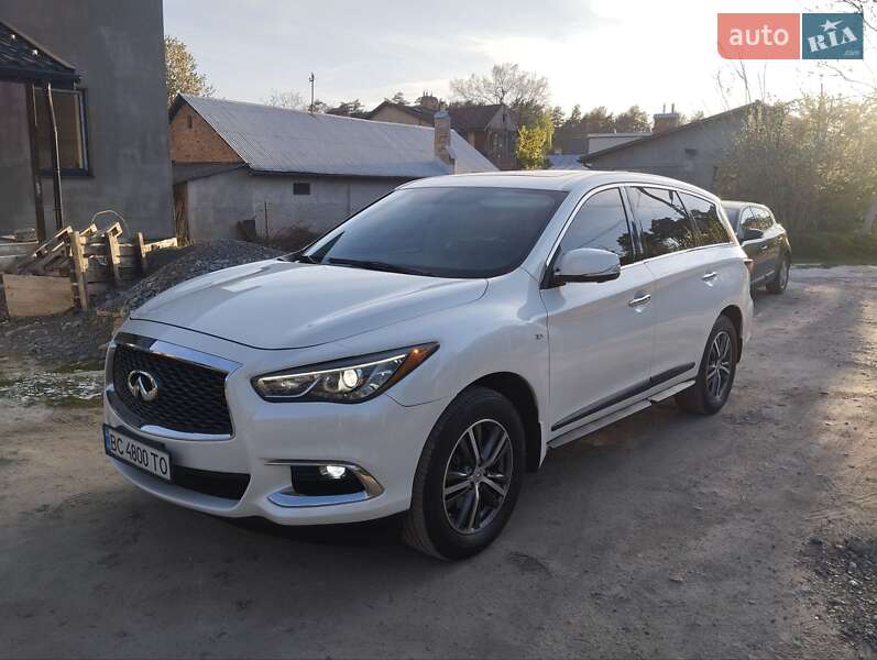 Infiniti Qx60 (2017)