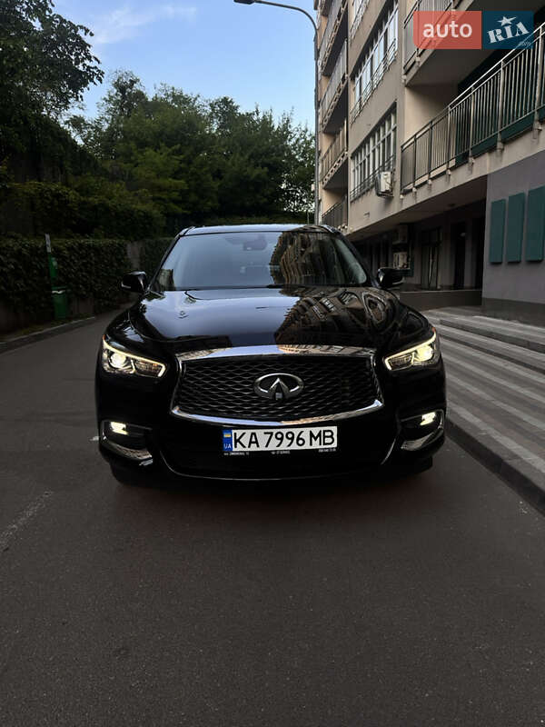 Infiniti Qx60 (2019)