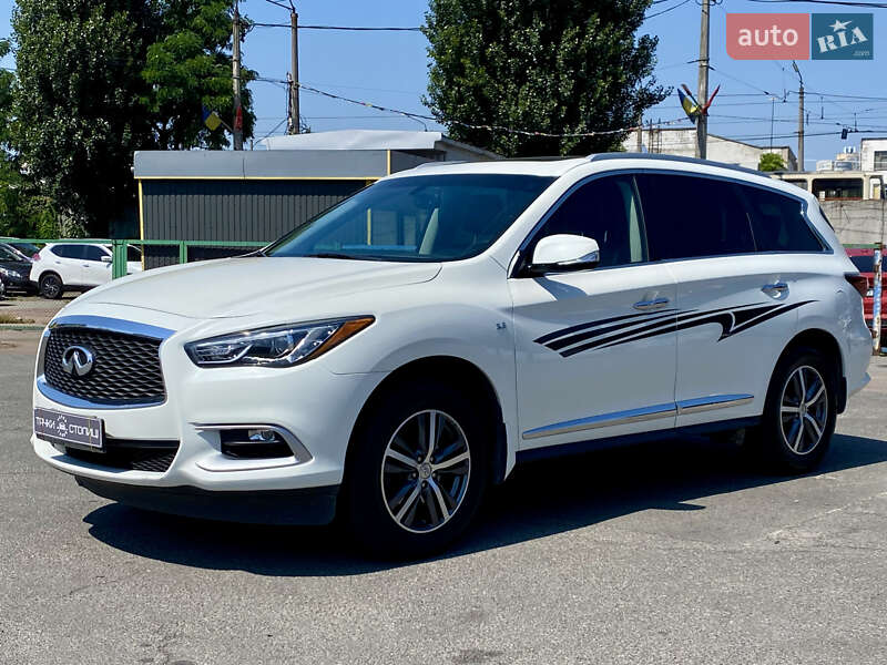 Infiniti Qx60 (2016)