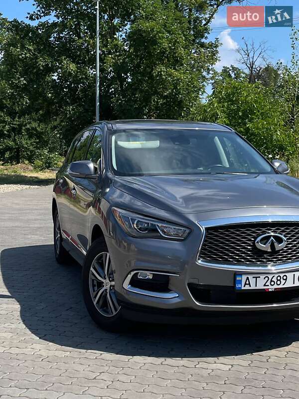 Infiniti Qx60 (2019)
