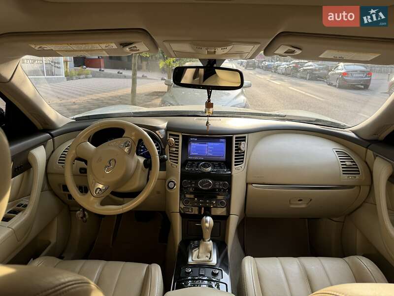 Infiniti Qx70 (2014)