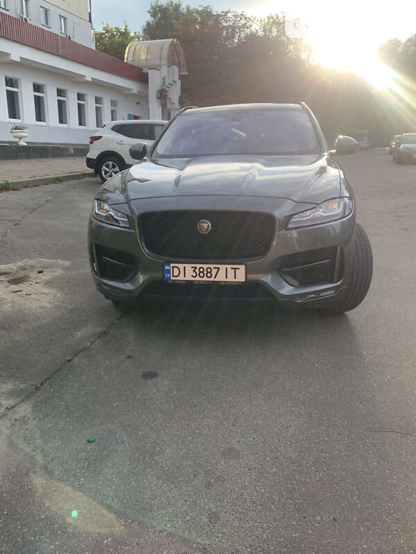 Jaguar F-pace (2017)