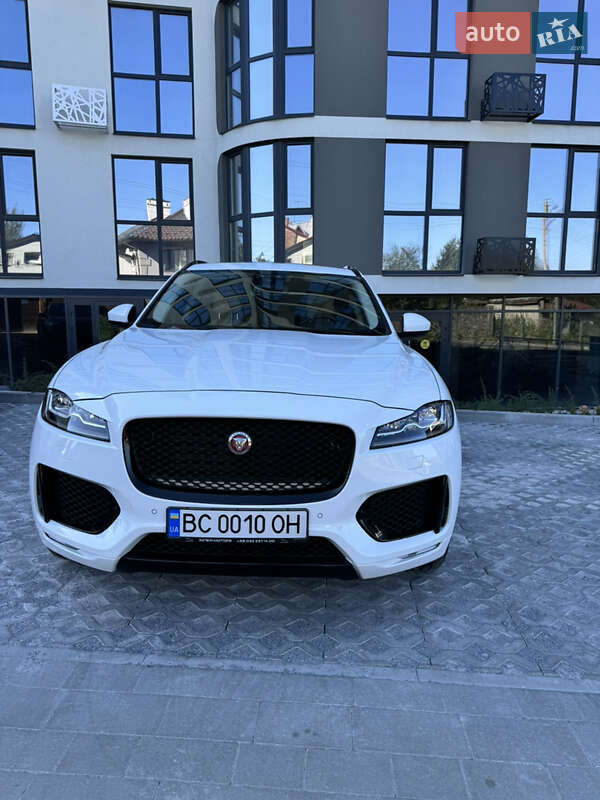 Jaguar F-pace (2016)