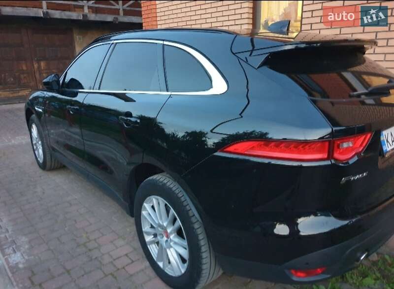 Jaguar F-pace (2017)