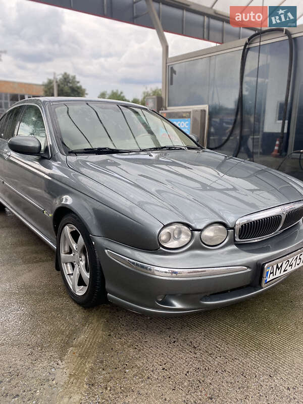 Jaguar X-type (2004)