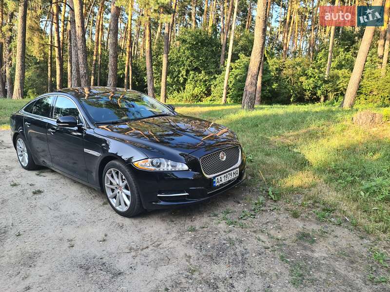 Jaguar Xj (2013)