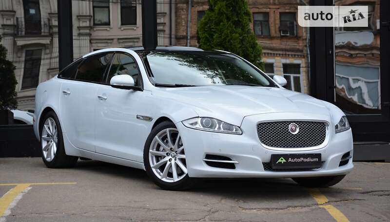 Jaguar Xj (2015)