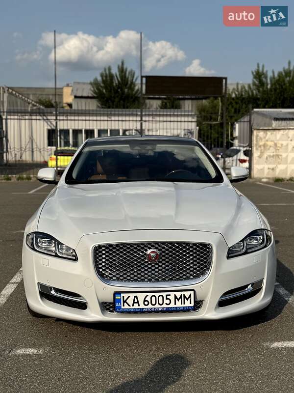 Jaguar Xj (2017)