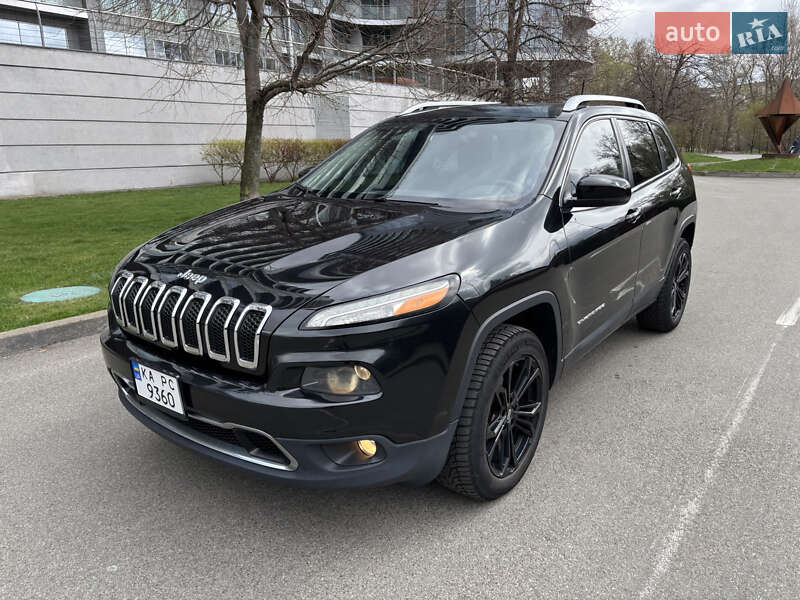 Jeep Cherokee (2016)