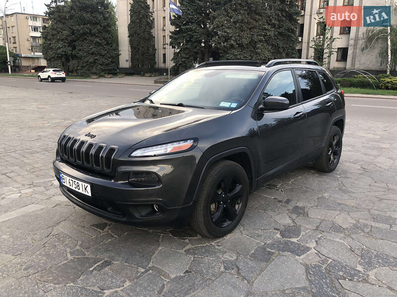 Jeep Cherokee (2016)