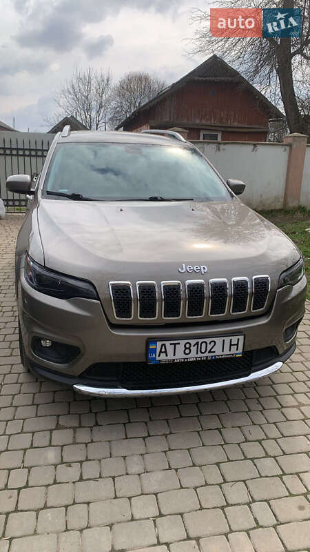 Jeep Cherokee (2020)
